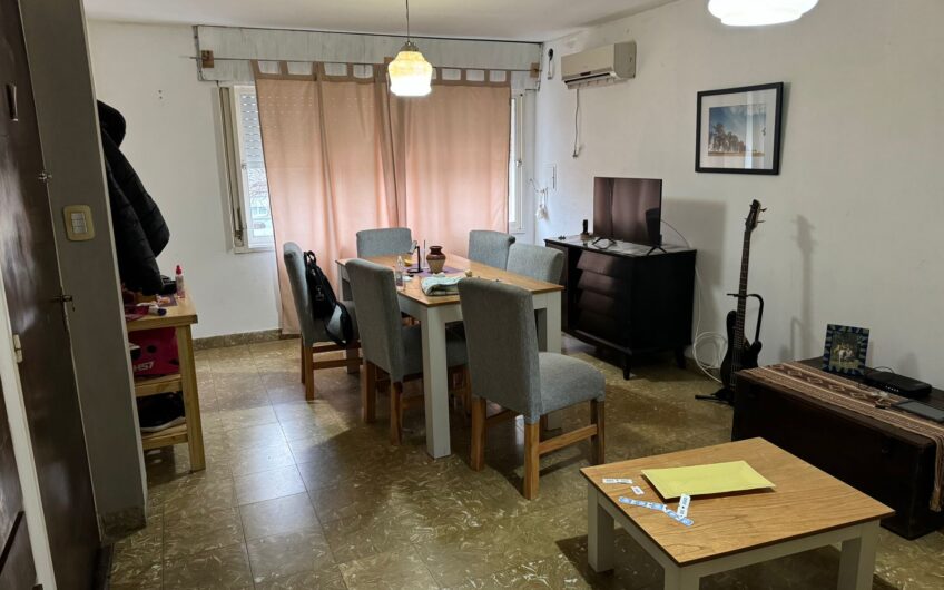 DEPARTAMENTO EN PLANTA ALTA CON TERRAZA