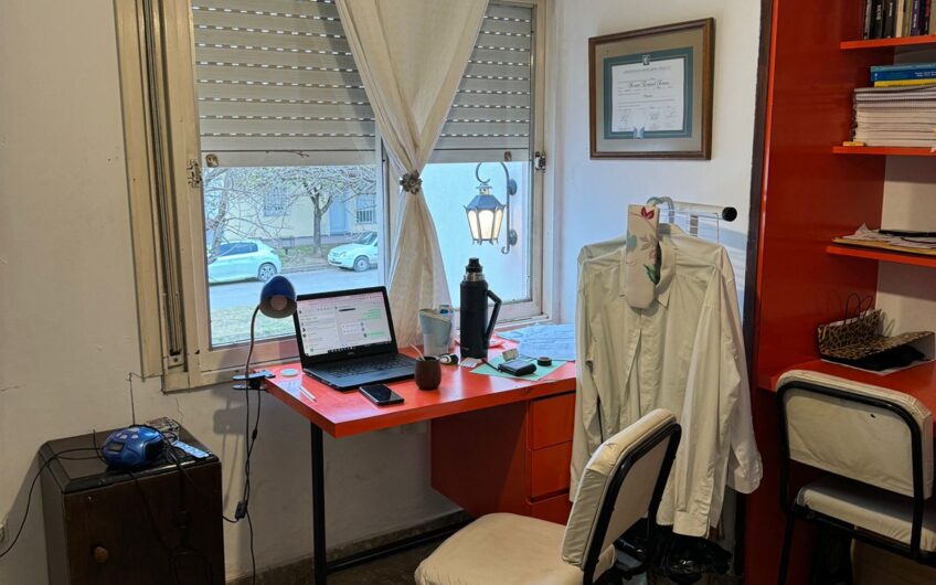 DEPARTAMENTO EN PLANTA ALTA CON TERRAZA