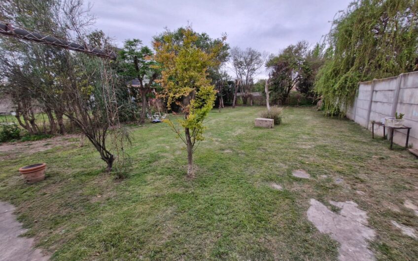 CASA 2 DORMITORIOS EN EXCELENTE UBICACIÓN