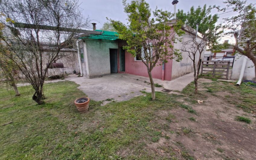 CASA 2 DORMITORIOS EN EXCELENTE UBICACIÓN
