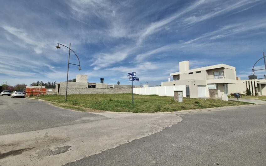 TERRENO ESQUINA 400M², BARRIO COOP. GRAL. PAZ