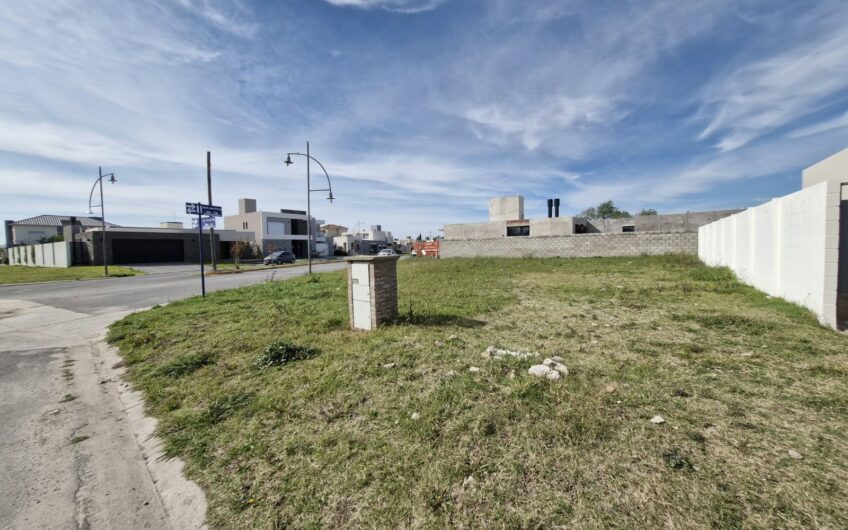 TERRENO ESQUINA 400M², BARRIO COOP. GRAL. PAZ